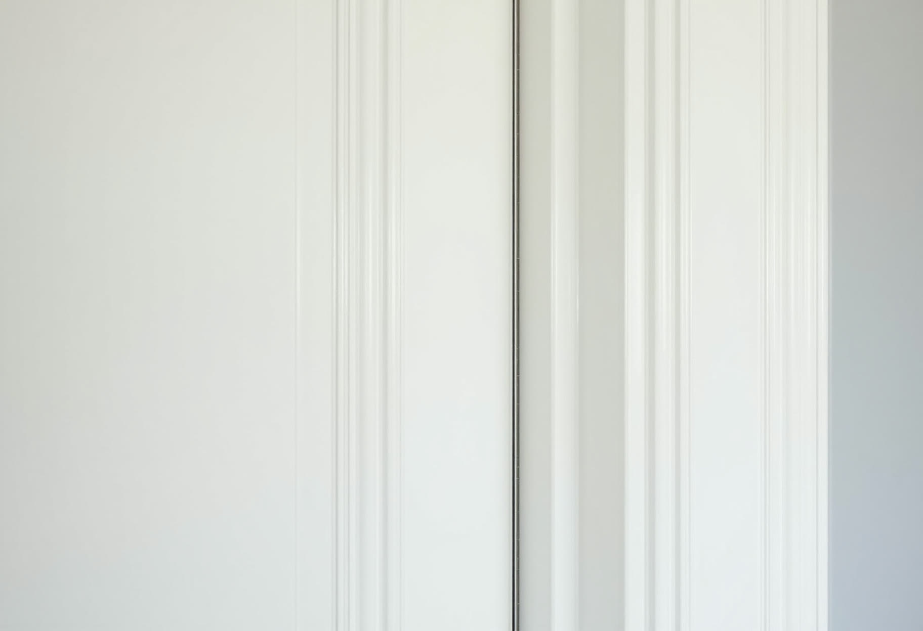 Crisp trim and doors